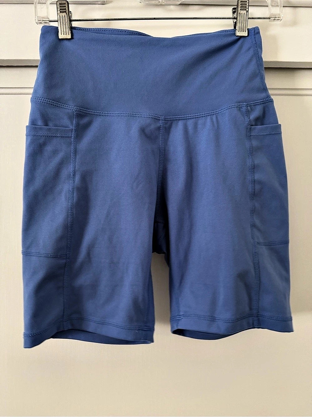 Danskin Ladies Bike Short with Pockets Blue Purple 14Small
